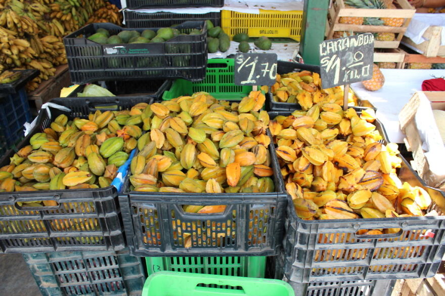 I Photographed A Day At A Wholesale Market In Lima, Peru (36 Pics)