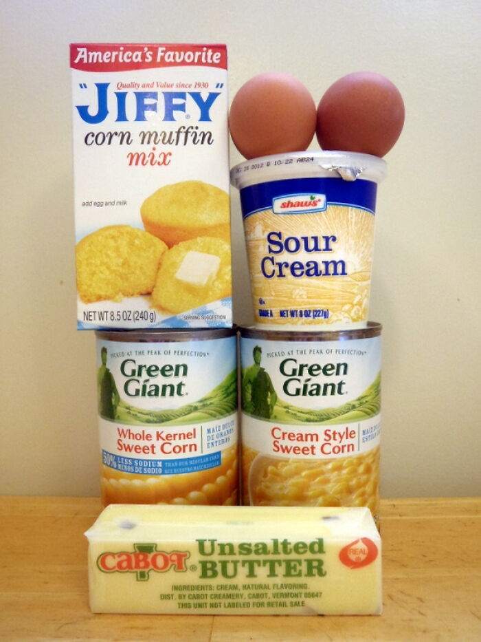 Person Asks "What Is Some ‘Poor People's Food’ That You Will Eat No Matter How Wealthy You Get?", And 30 Folks Deliver