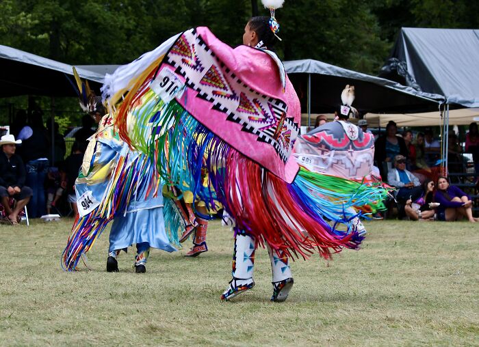 32 Pictures Of Dancers And Their Beautiful Costumes