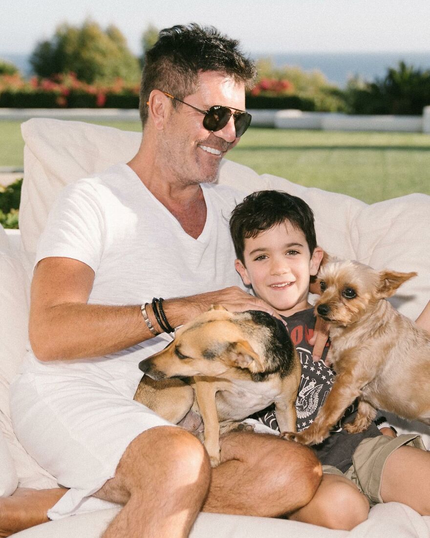 Study Reveals That Fathers Are Happier Than Mothers (25 Pics Of Celebrity Parents)