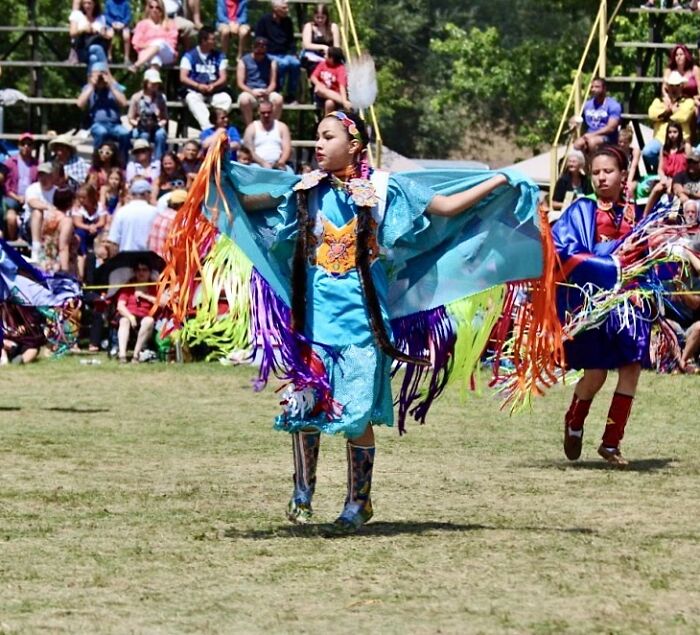 Beautiful Dancing Girl