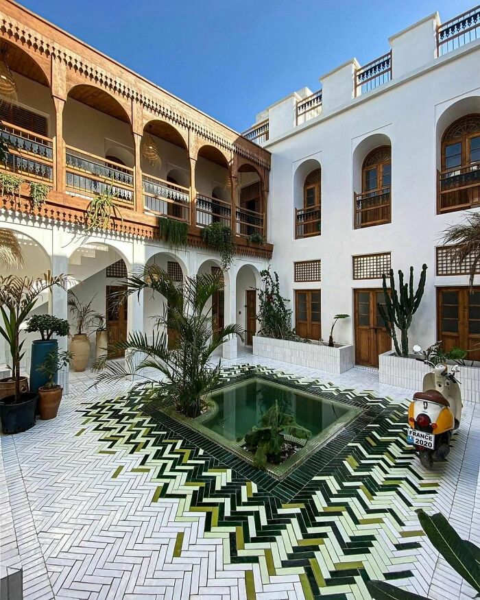 Stunning-Architecture-Built-By-Humans-Pictures