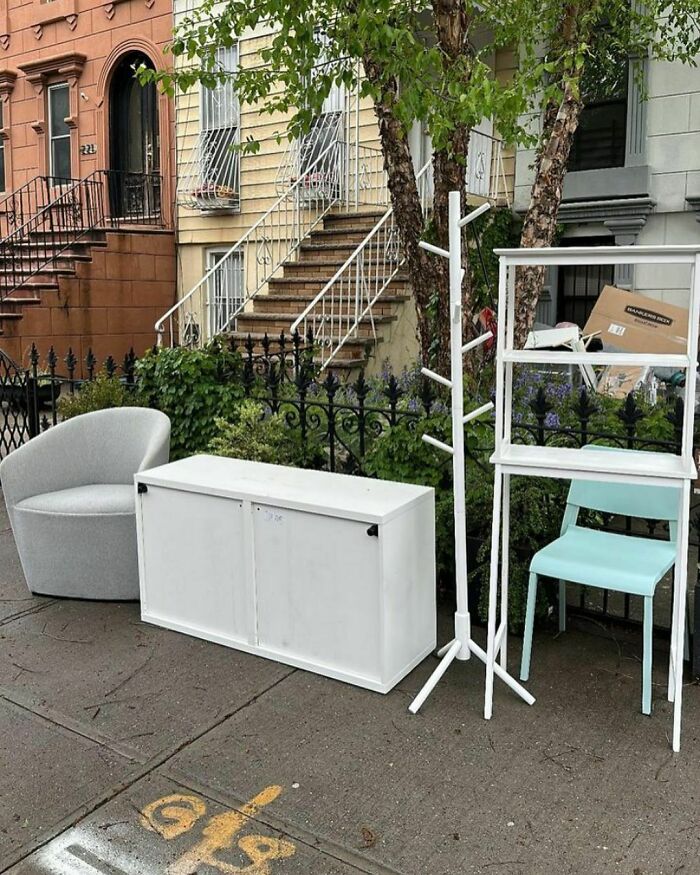 A Whole Haul For Your Sunday! 225 Macon St 