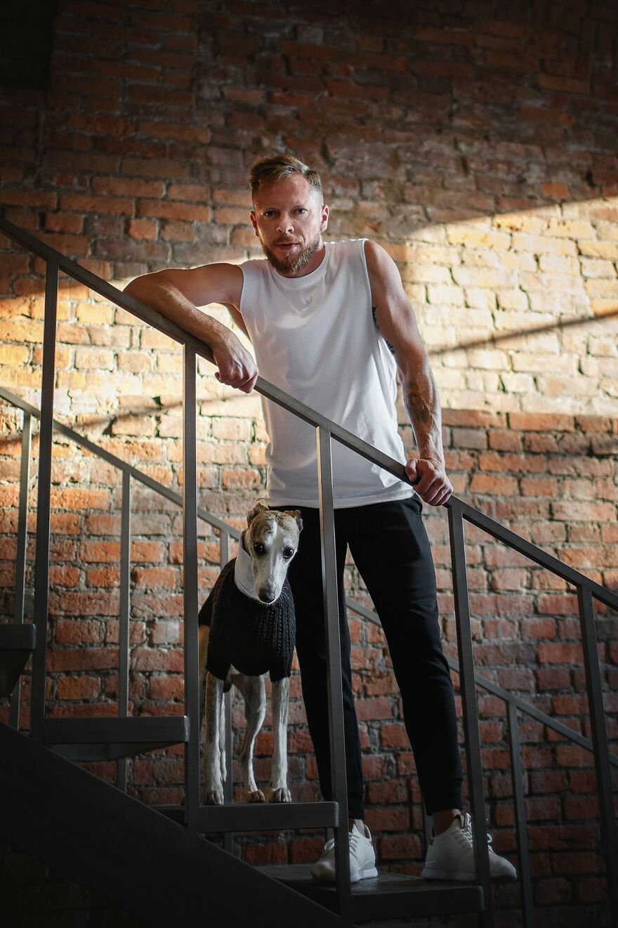 Here Are 11 Pics Of Owners And Their Dogs Dressed In The Same Style