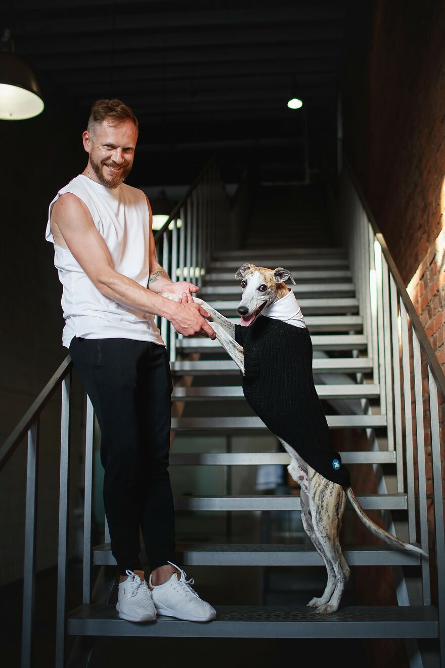 Here Are 11 Pics Of Owners And Their Dogs Dressed In The Same Style