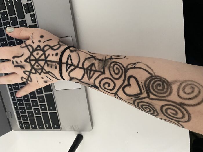 I Have Old Gel Eyeliner That I Don't Use Anymore So I Let My Friend Draw On My Arm In Psat Today