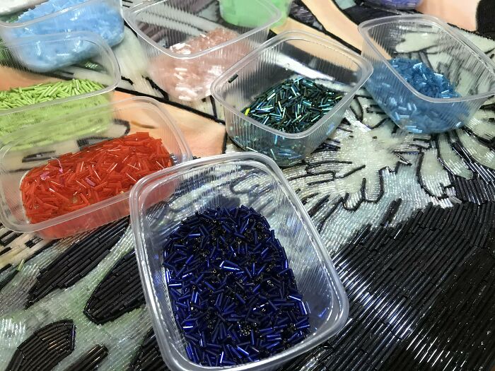 To Make The Paintings &ldquo;Alive&rdquo; I Cover Them With Glass Beads (17 Pics)