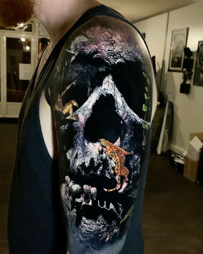 Meet Sandry Riffard's Realistic And Surreal Tattoos