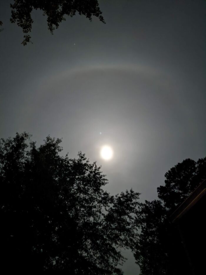Foggy Moonbow
