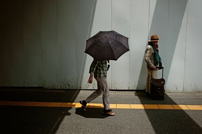 Shin Noguchi From Japan Shoots The Invisible Elements In Street Photography (New Pics)