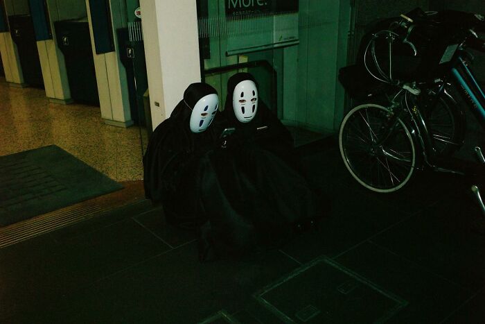 Shin Noguchi From Japan Shoots The Invisible Elements In Street Photography (New Pics)