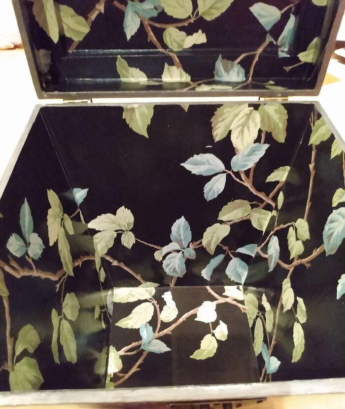 I Upcycled An Old Storage Box With Asian-Themed Art Paper