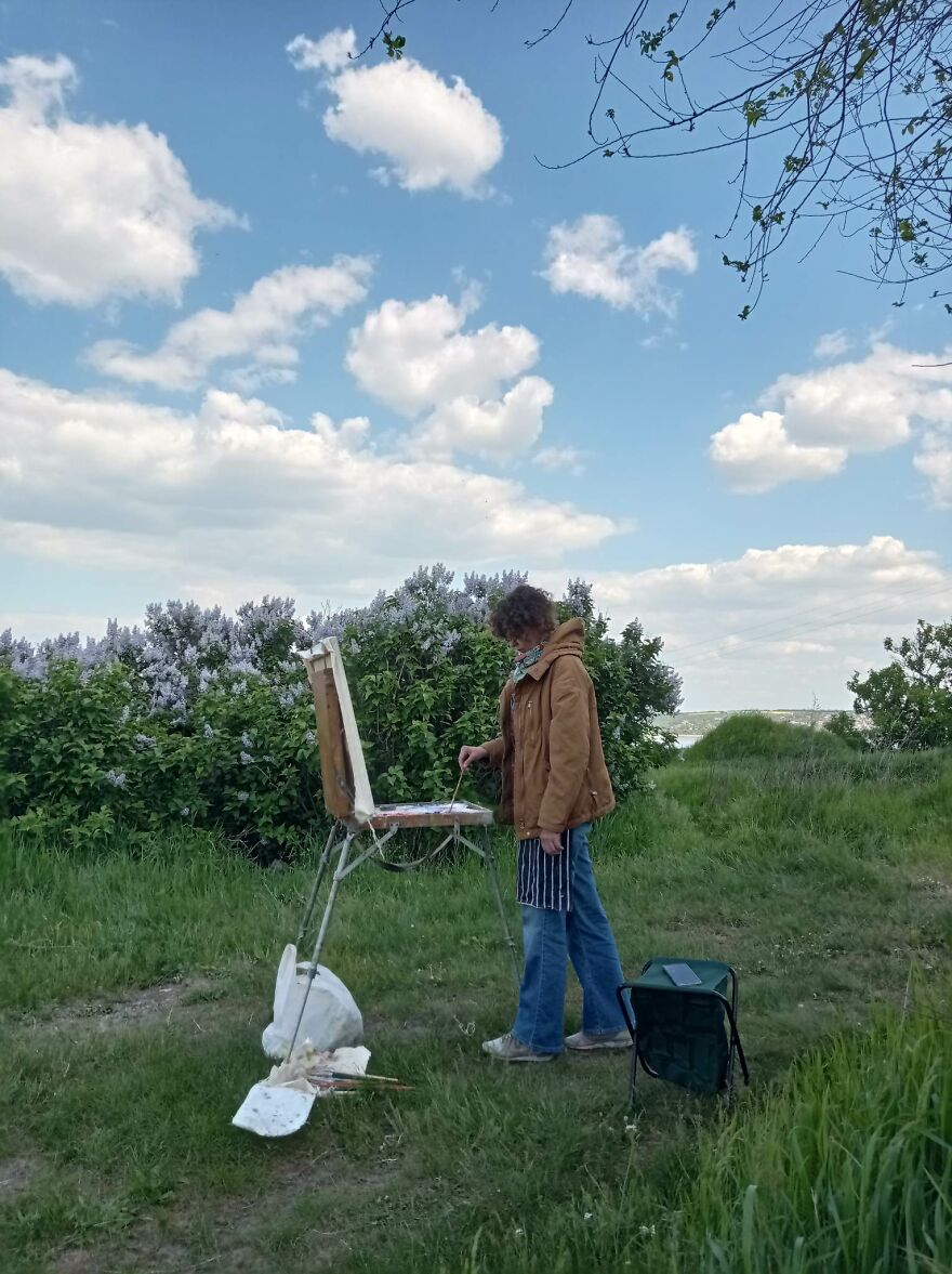 The Story Of A Painting Created In The Open Air In A Frontline City By Maryna Kondurova (9 Pics)