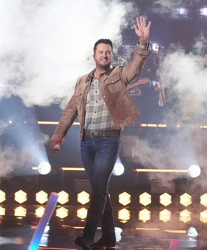 ‘Well-Deserved’: ‘American Idol’ Season 21 Winner Revealed After Star-Studded Three-Hour Finale ‘Well-Deserved’: ‘American Idol’ Season 21 Winner Revealed After Star-Studded Three-Hour Finale