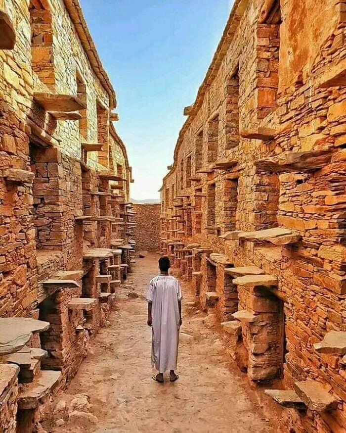 The World's Oldest Banking System Is Referred To As The "Ecodar", Which Is Derived From The Word "Agadir" In Its Plural Form