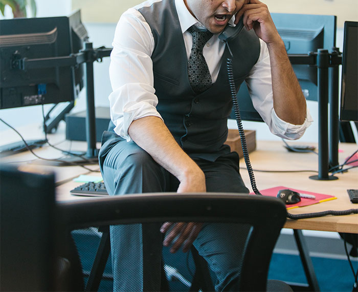 Employee Gets Fired, So She Just Goes Home, Boss Calls The Police On Her After Realizing $30k Of Goods Went Missing But Ends Up Looking Like A Fool