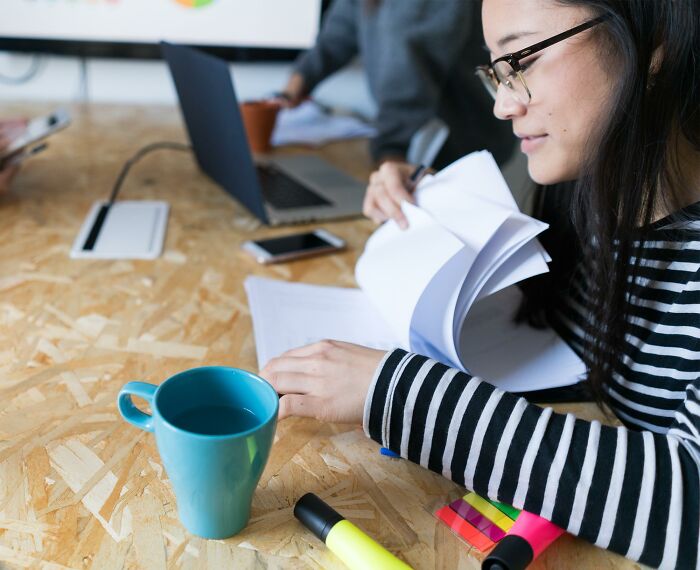 Job Interviewers Reveal Resume Moments That Either Got The Person Immediately Hired Or Immediately Rejected (30 Answers)