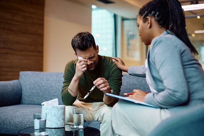 Someone Asked Men To Open Up About The Last Time They Cried, 30 Gave Honest Answers