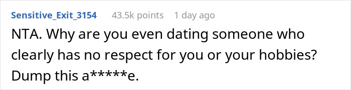 Man Goes Out Of His Way To Ruin Girlfriend&rsquo;s Food Pictures, So She Makes Him Pay