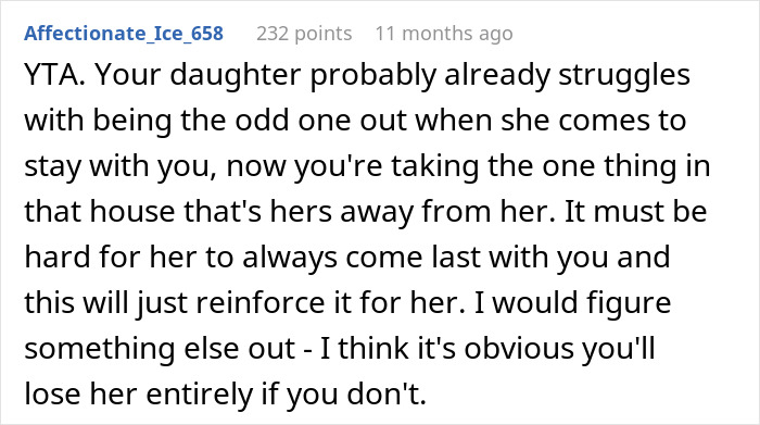 "She Threw A Fit": Dad Tells 12-Year-Old She'll Have To Give Up Her Room And Move In With A 4-Year-Old, Looks For Validation Online But Gets Called Out Instead