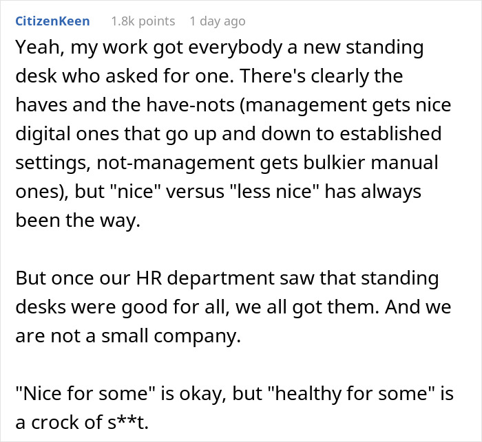 Boss Gloats To 6 Employees Over Newly Bought Standing Desk, They Can Only Stare In Disbelief When He Tells Them They Aren’t Getting Any Boss Gloats To 6 Employees Over Newly Bought Standing Desk, They Can Only Stare In Disbelief When He Tells Them They Aren’t Getting Any