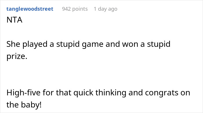 Woman Forces DIL To Tell Her The Gender Of Her Baby Even Though She Doesn't Know It, Just To Tell Everyone And Embarrass Herself At The Gender Reveal