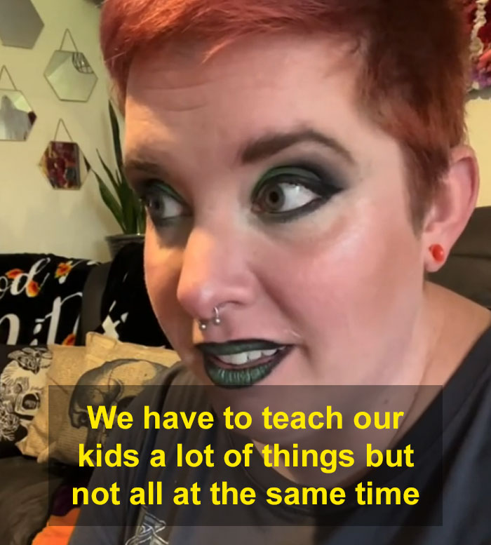 Mom Cuts Her Toddler’s Hair Off Because She Doesn’t Want To Brush It Anymore Mom Cuts Her Toddler’s Hair Off Because She Doesn’t Want To Brush It Anymore