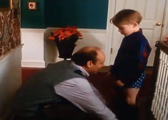 People Share 30 Times Filmmakers Absolutely Nailed The Decision To Delete A Scene From Their Movie