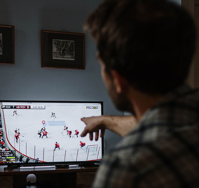 “It Was Enraging And Sad”: Nurses Expose The Worst Dads They’ve Seen In A Delivery Room