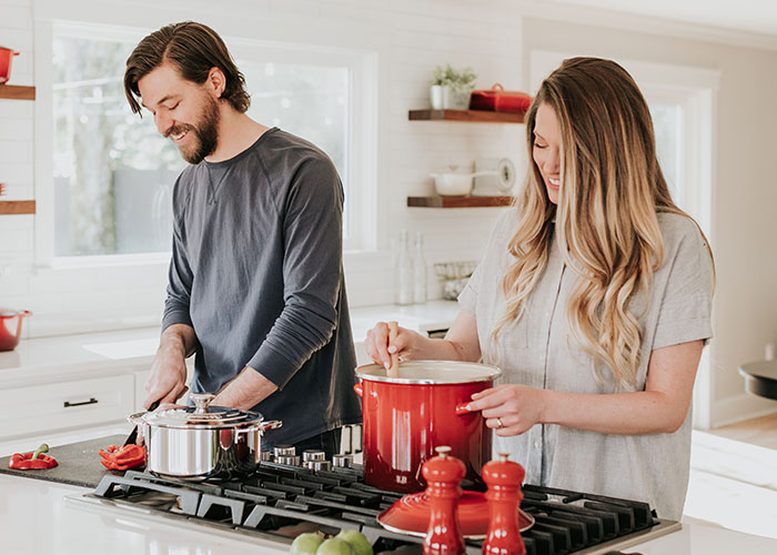 "The 50/50 Thing Is A Myth": Divorce Lawyer Reveals The Main Reason Why Marriages Are Failing, And People Are Not Surprised