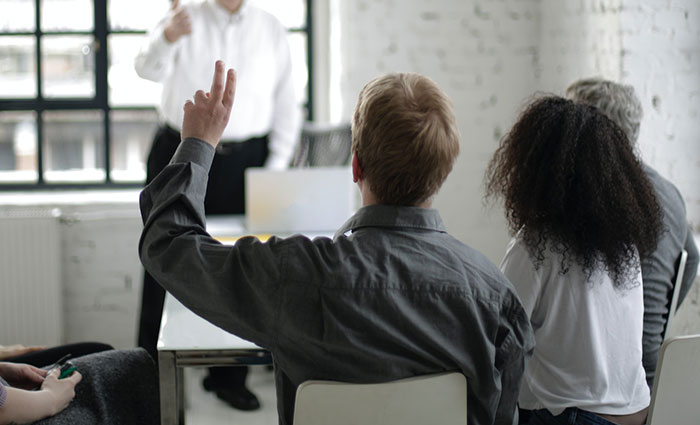 Woman Annoyed With Guy In Class Asking Irrelevant Questions About Her Presentations Shuts Him Down, Is Expected To Apologize