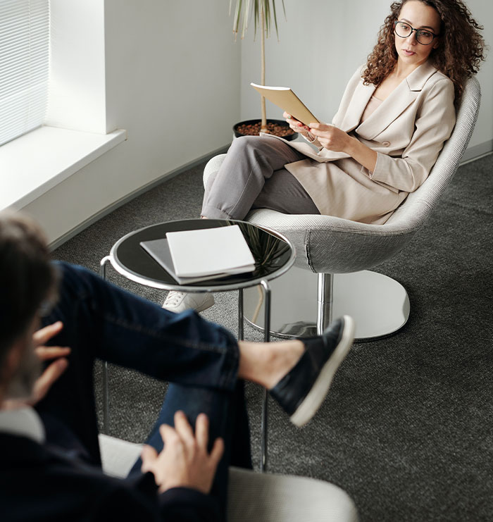 20 maneras tontas de ser despedido el primer día, como se ve en estos entretenidos ejemplos