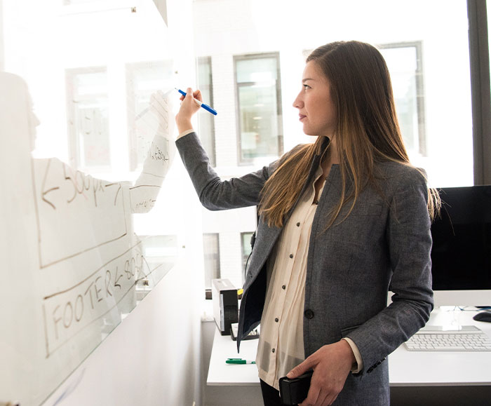 30 Dumb Ways To Get Fired On Day One, As Seen In These Entertaining Examples