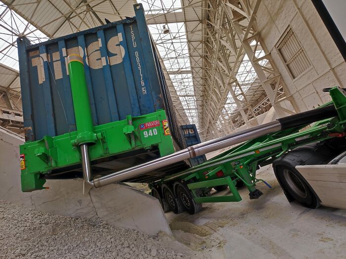 Funny-Construction-Fails-Pics