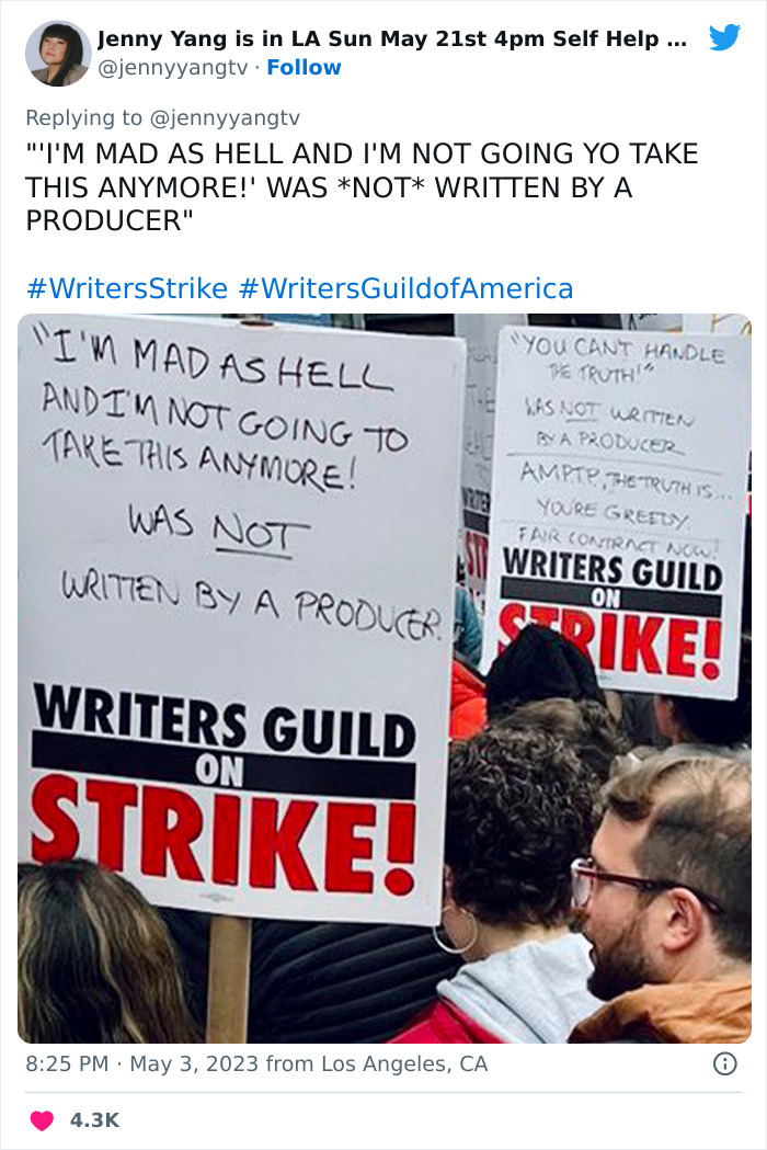 Funny-Writers-Strike-Signs-Twitter