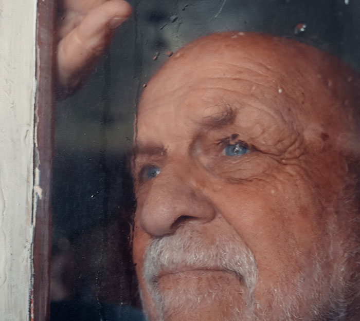 50 Honest Accounts Of The Hardest Metaphorical Pills People Ever Had To Swallow