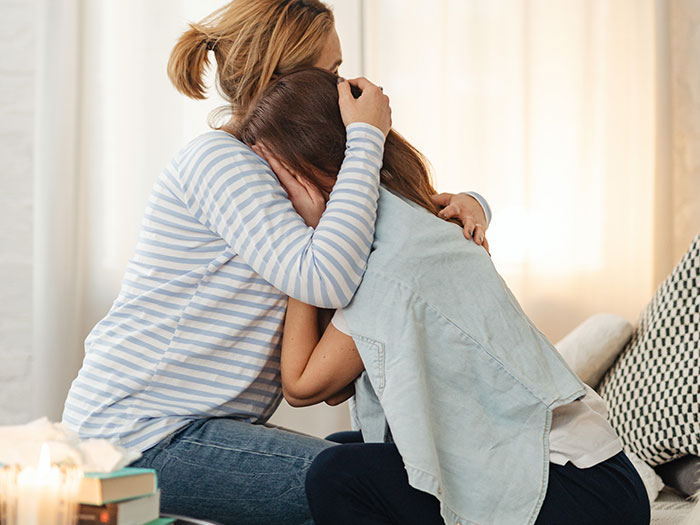 50 Honest Accounts Of The Hardest Metaphorical Pills People Ever Had To Swallow