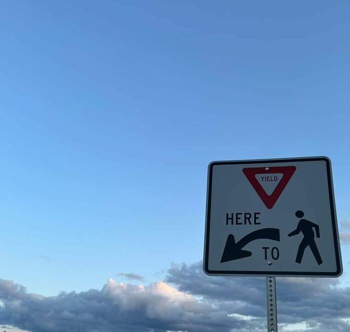 Hilariously-Useless-Unsuccessful-Unpopular-Signage