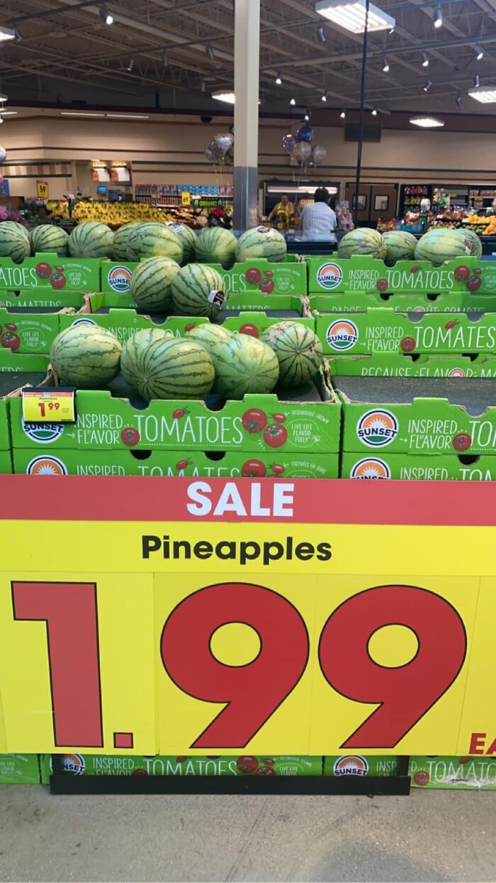 Hilariously-Useless-Unsuccessful-Unpopular-Signage