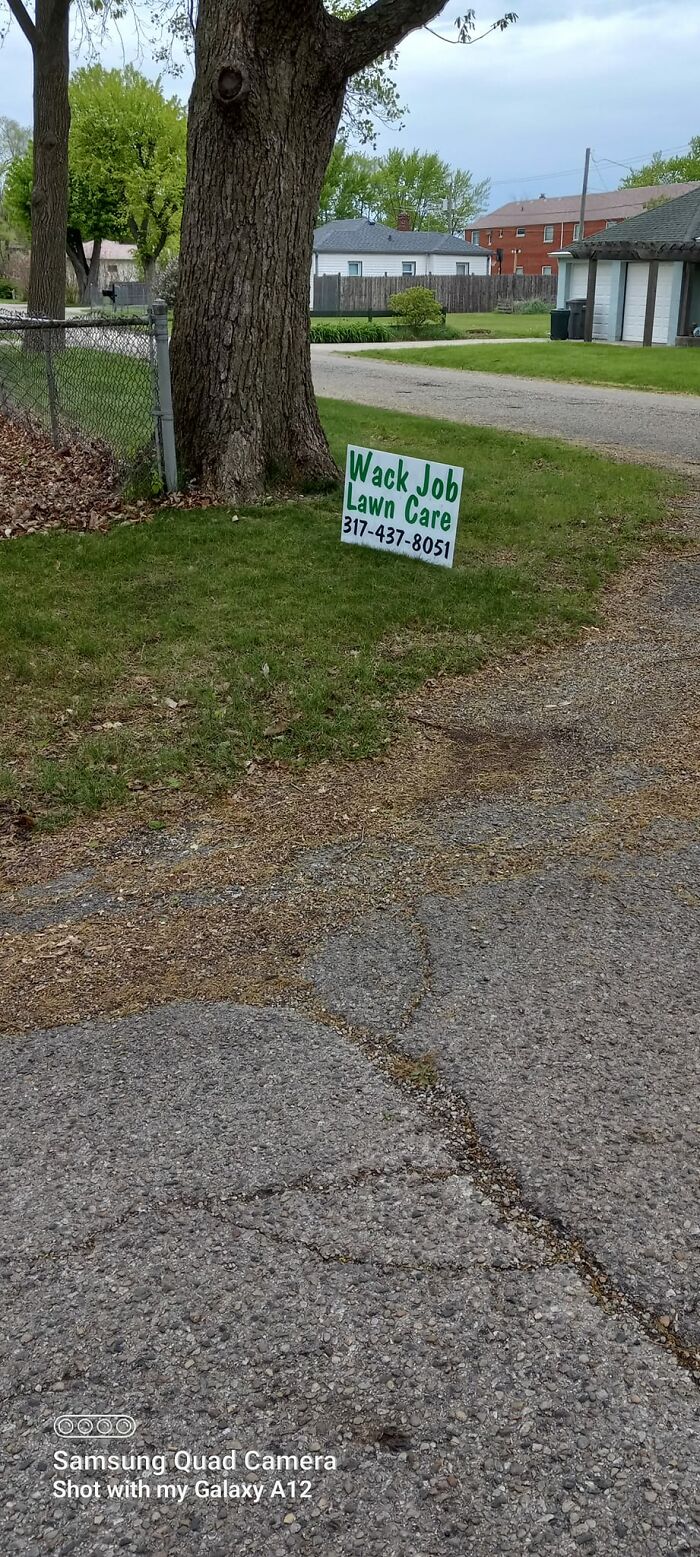 Hilariously-Useless-Unsuccessful-Unpopular-Signage