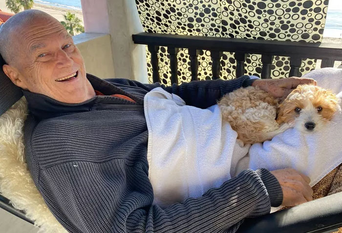 ‘The Old Man’ Star Jeff Bridges Gives The Most Recent Update On His Battle With Cancer ‘The Old Man’ Star Jeff Bridges Gives The Most Recent Update On His Battle With Cancer