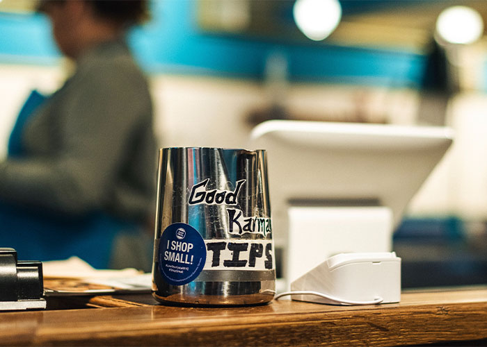 "I Can't Eyeroll Hard Enough": 35 People Share Rage-Inducing Stories About Their 'Karen' Family Members