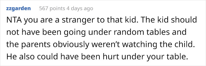 Entitled Parents Let Their Kids Run Around A Restaurant Until One Grabs A Stranger's Legs And Gets Yelled At Entitled Parents Let Their Kids Run Around A Restaurant Until One Grabs A Stranger's Legs And Gets Yelled At