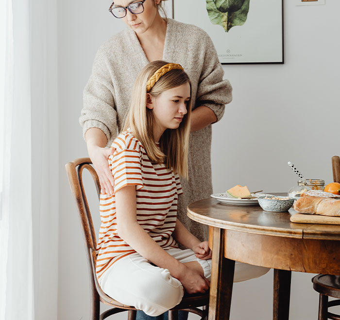 30 People Share Things Their Parents Taught Them That They Later Realized Weren’t Normal At All