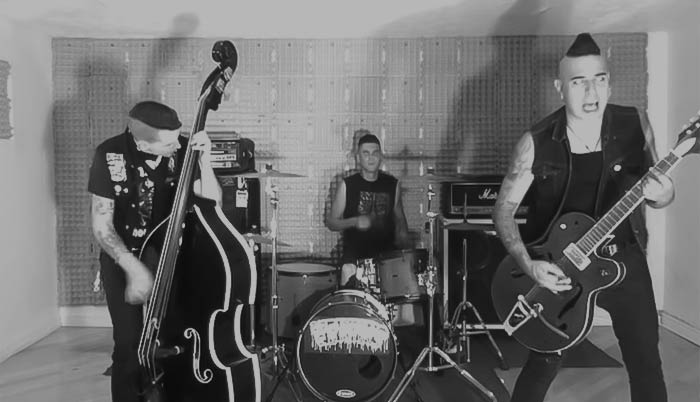 Scene from thebrainsmtl and Rene D La Muerte music video - band performing