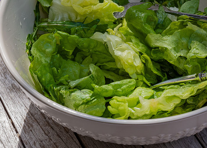 "Uncut Lettuce As Salads": People Share 30 Common Food Trends That They Hate