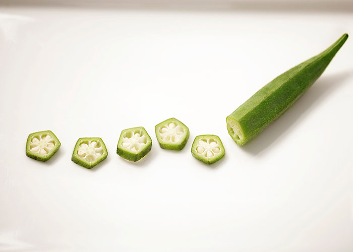 "Uncut Lettuce As Salads": People Share 30 Common Food Trends That They Hate