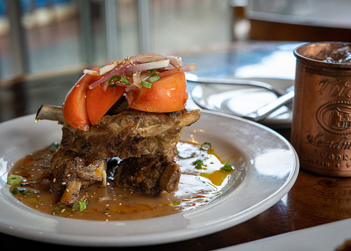 "Uncut Lettuce As Salads": People Share 30 Common Food Trends That They Hate