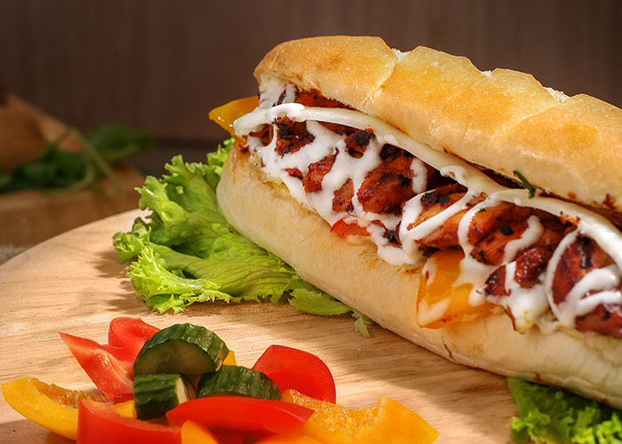 "Uncut Lettuce As Salads": People Share 30 Common Food Trends That They Hate