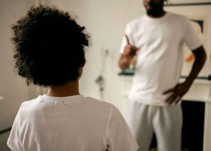 35 People That Realized Their Parents Were Quite Toxic When They Grew Up Share Their Stories